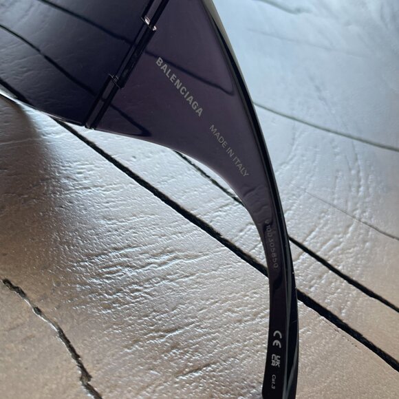 Balenciaga - Runway Black Shield Mask Oversized XL Sunglasses BB0288S - Picture 8 of 15